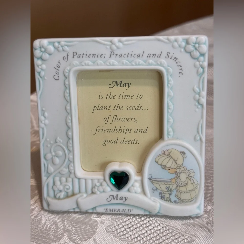 Vintage Enesco Precious Moments May Birthday Trinket Box and Frame- Set of Two - Picture 6 of 11